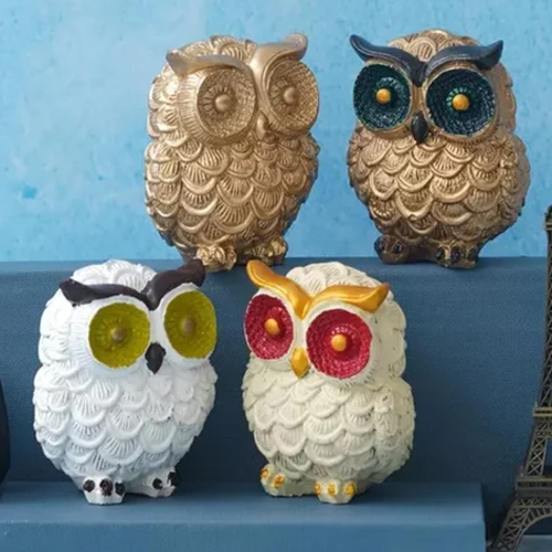 Decorative Owl Statue - Color: Multicolor