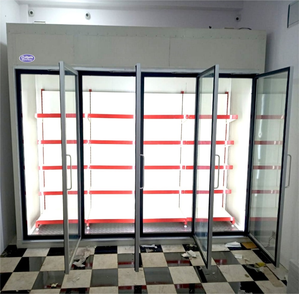 Display Cold Room - Capacity: 5500 Ltr/hr
