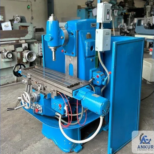 Used Universal Milling Machine - Color: Blue