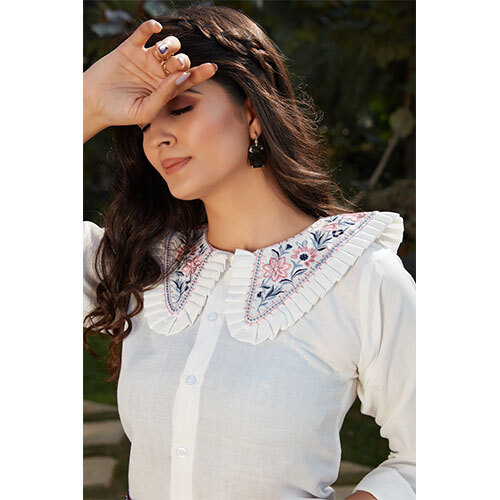 1543 CROP TOP