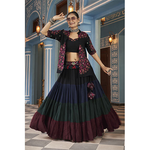 2443 NAVRATRI CHANIYA CHOLI