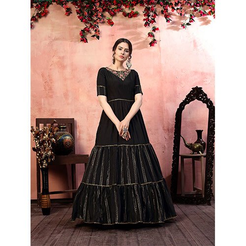 4521 GOWN