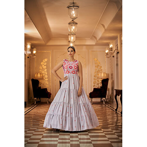 4776 GOWN