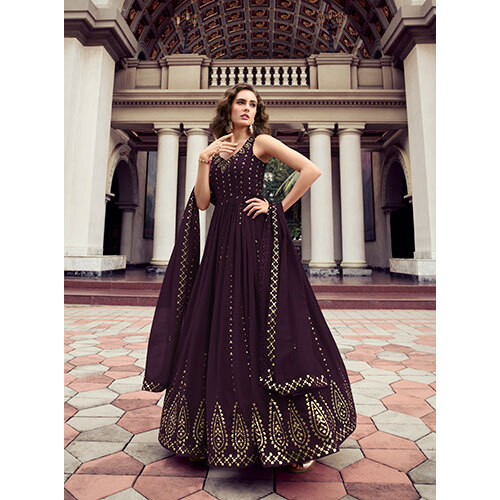 4815 GOWN