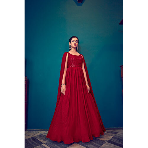 4962 GOWN