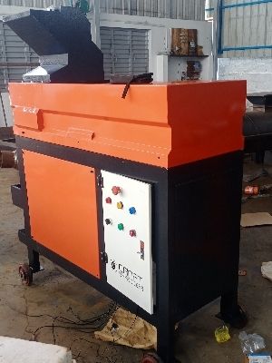 Shredder Cum Dewatering Machine - Automatic Grade: Semi-Automatic