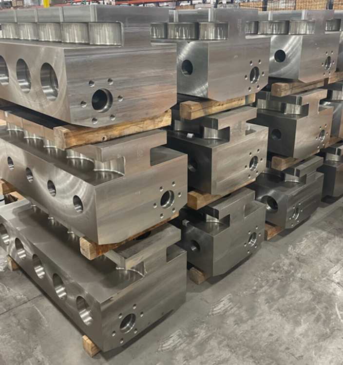 Fluid End - Mild Steel, 75x152.4x53 Cm | High-performance Piston Pump For Mud And Fracturing Applications, Durable And Corrosion Resistant, Customizable Designs