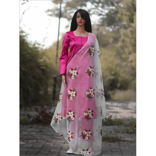 Velvet Suit With Net Dupatta