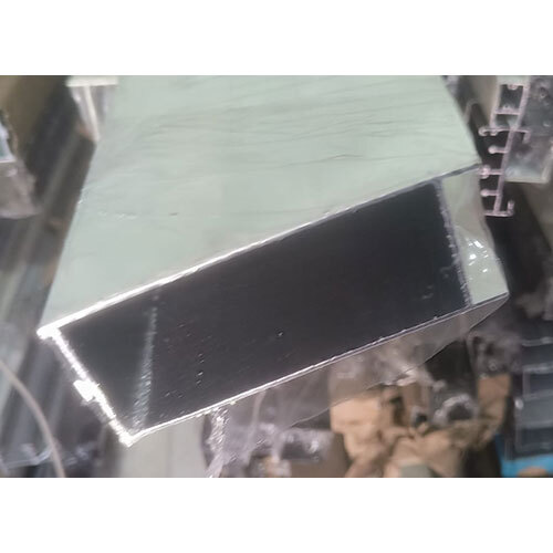 Aluminium section 3 x 2.5 bottom