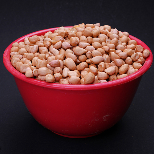 Raw Peeled Peanuts - Premium Quality Snack , Original Flavor Enhanced With Salt , Common Cultivation Method , Raw Variety