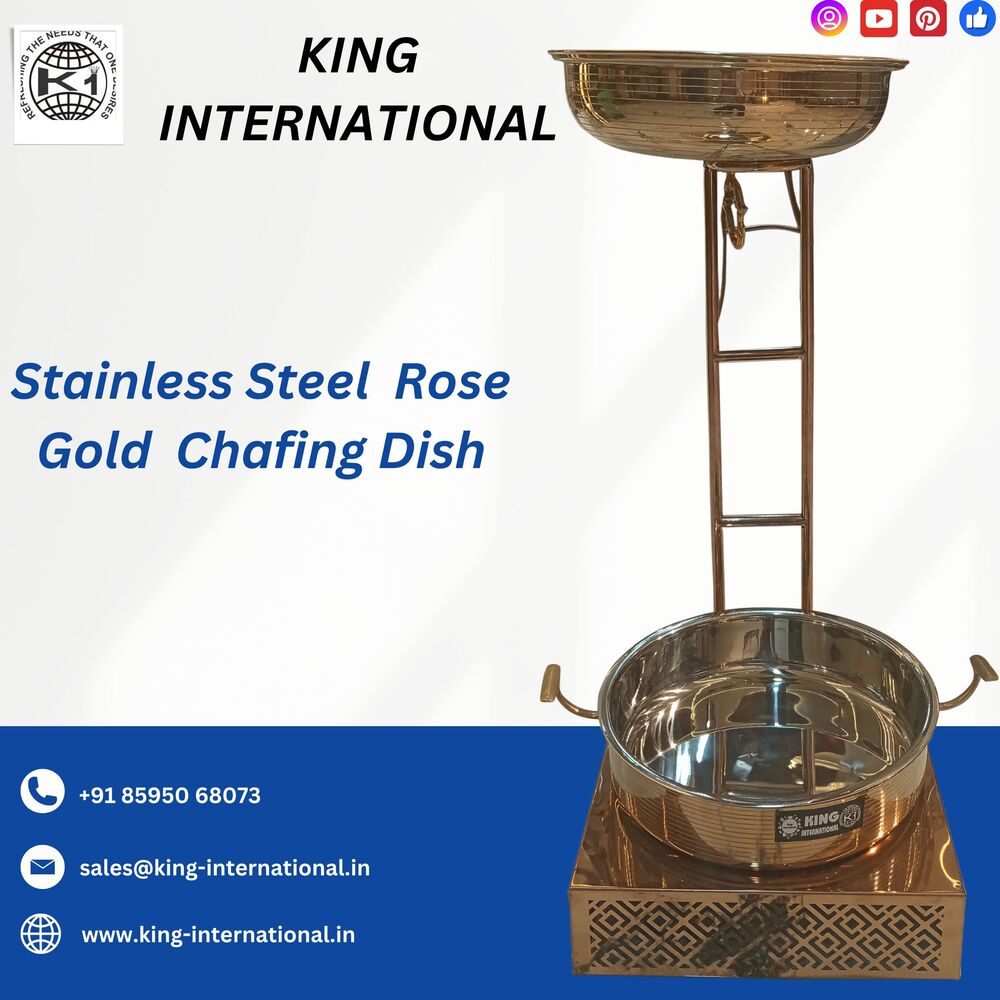 Sleek Stainless Steel Chafing Dish