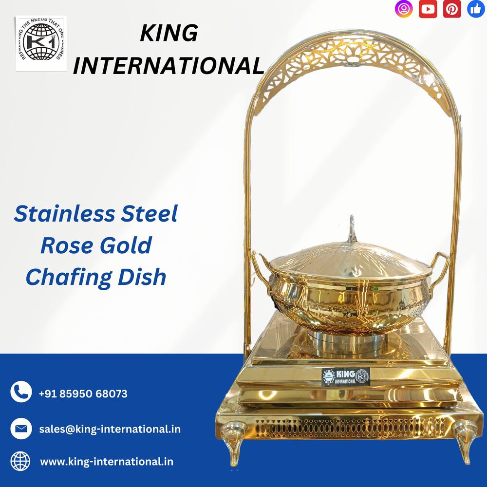 Sleek Stainless Steel Chafing Dish
