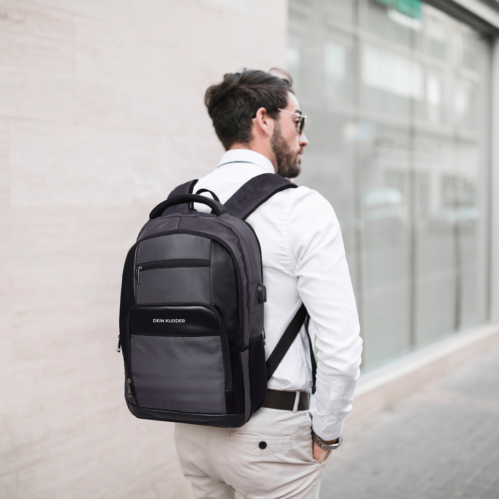 Anti Theft 15.6 inch Smart Tech Backpack