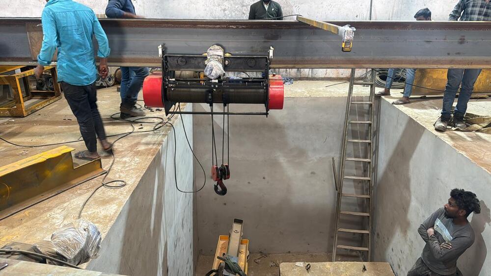 Monorail Hoists Power Source: Electric