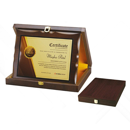 Wooden Award Trophy In Box - Color: Brown