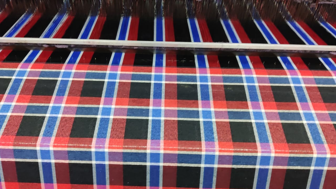 Gadda Check Fabric 11.5kg - Feature: Anti-static