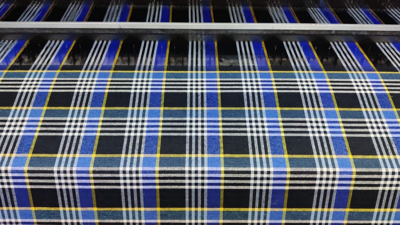 Gadda Check Fabric 11.5kg - Feature: Anti-static