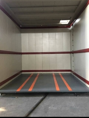 Goods Lift With Esther - Load Capacity: 1-2 Tonne