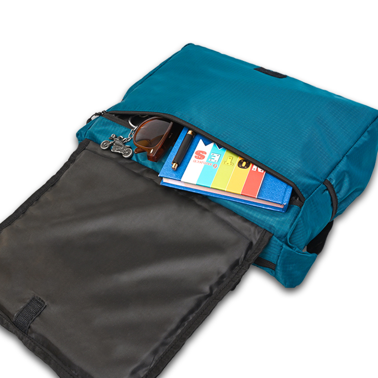 Classic Messenger Bags Aqua