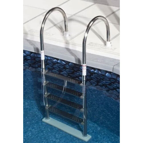 Swimming Pool Over Flow Ss 304 4 Step Ladder - Color: Silver