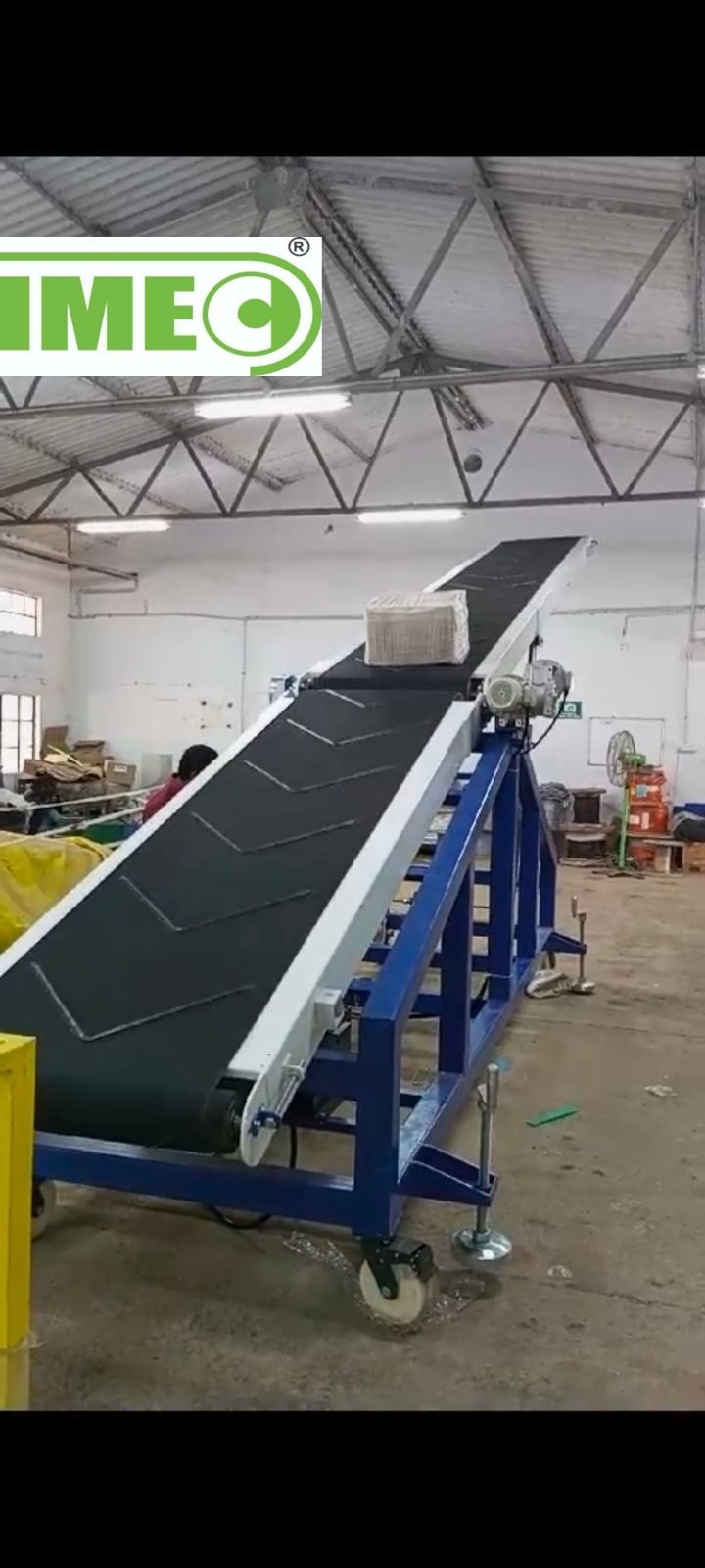 Bag Stacking Conveyor - Load Capacity: 100 Kilograms (Kg)