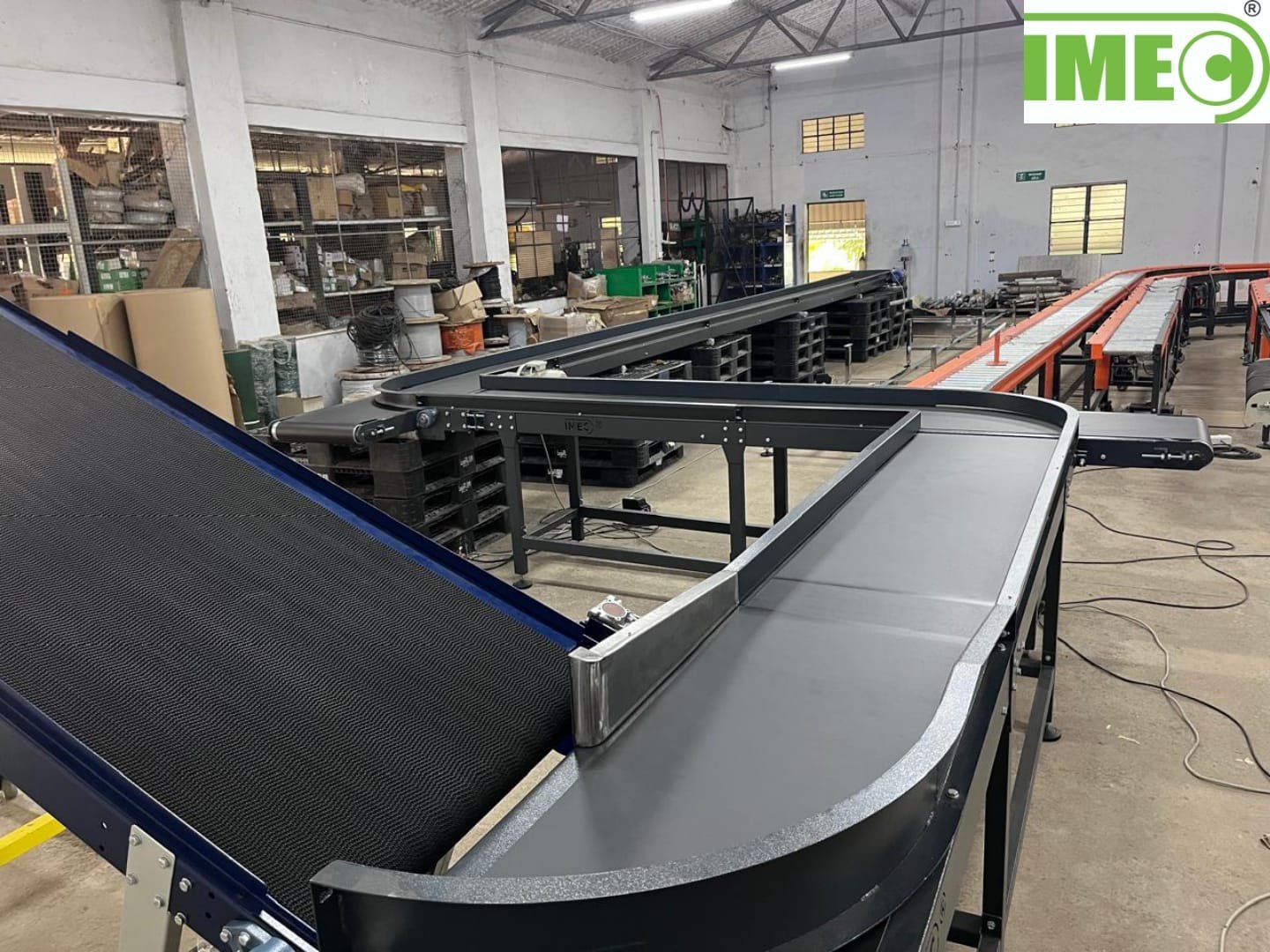 Transfer Line Belt Conveyor - Material: Aluminium