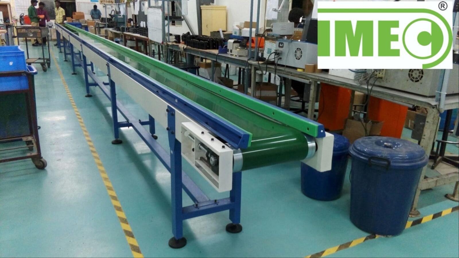 Flat Belt Conveyor - Load Capacity: 50 Kilograms (Kg)