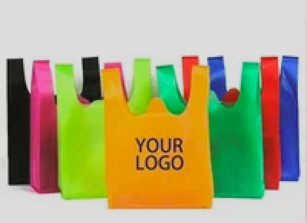 Plastic Carrier Bags - HDPE/LDPE/Recycled Plastic, Customized Sizes with Transparent, Brown, and Color Options, Eco-Friendly & Tear-Resistant Features