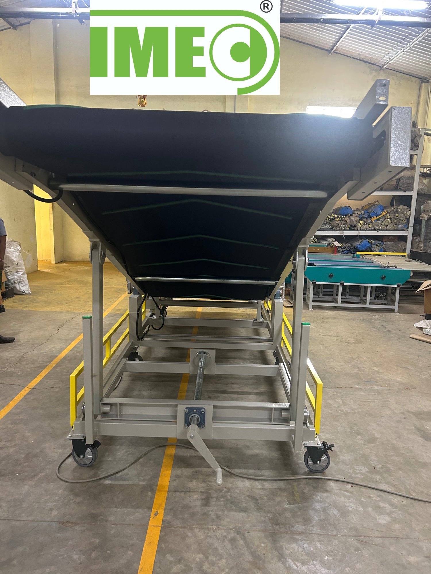 Bag / Carton Loading & Unloading (Manual Height Adjust) - Material: Mild Steel