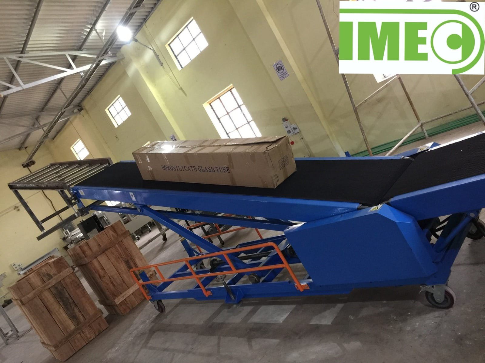 Packing Belt Conveyor - Mild Steel, Blue Color | High Strength Frame, Modular Design, Multiple Support Methods, Easy Maintenance, Big Load Capacity