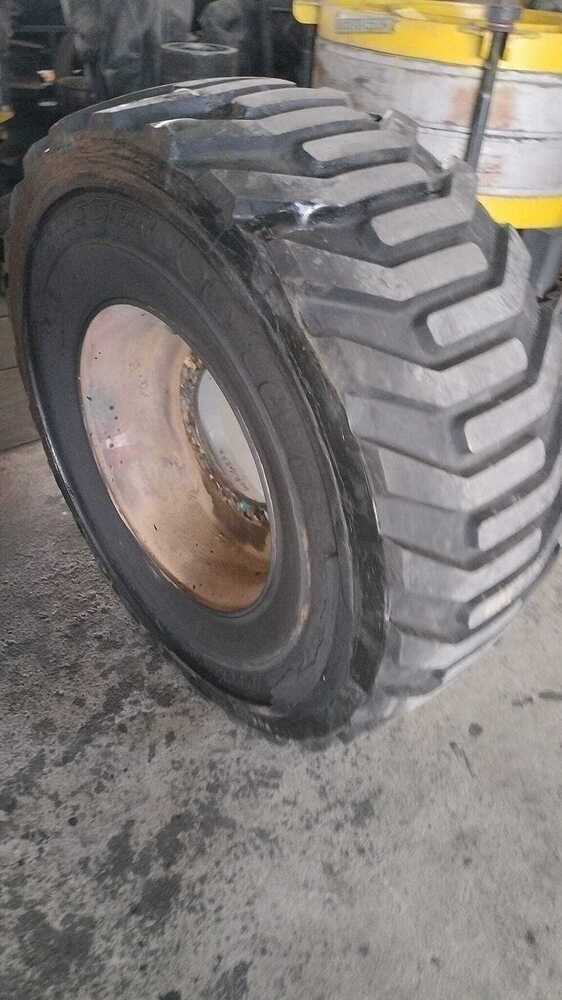 BOOM LIFT TYRE 18-625 NHS