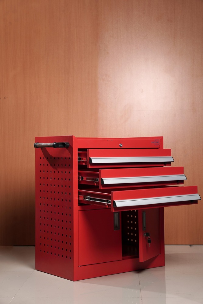 Industrial tool trolley
