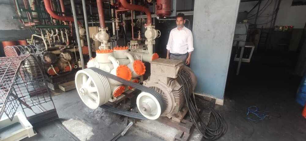 Ammonia compressor