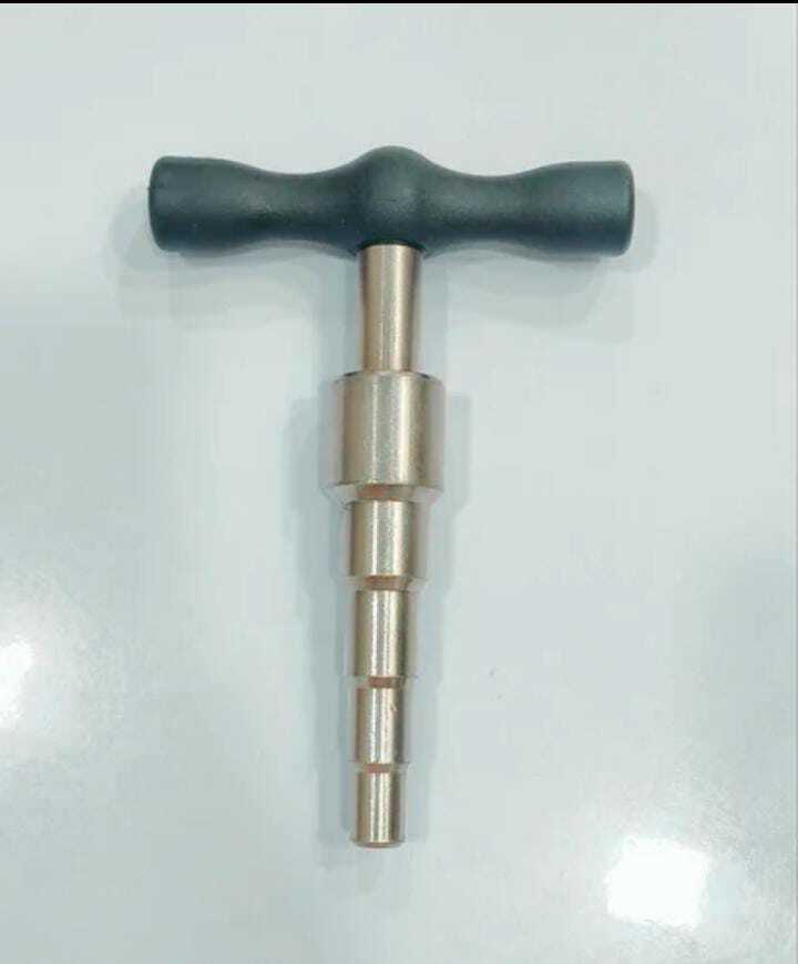 Plastic Pipe Alloy Reamer - Color: Silver