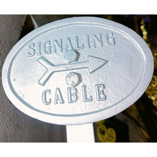 Signaling cable route marker