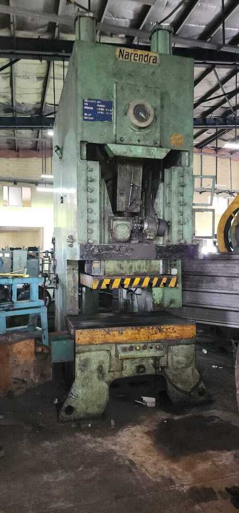 200 TON PNEUMATIC PRESS - NARENDRA MAKE