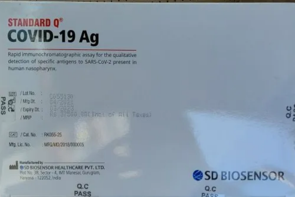 Sd Biosensor Covid 19 Antigen Test Kit - Plastic, 14x7x2 Cm, White With Blue & Black Print | Rapid Results, High Specificity, Equipment-free