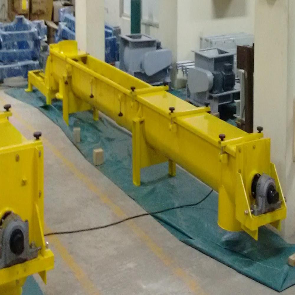 Screw Conveyor - Stainless Steel, Different Sizes, Grey Color, 120 Volt, 1-2 M/s Speed, Incline Structure | Ideal For Bulk Material Transportation