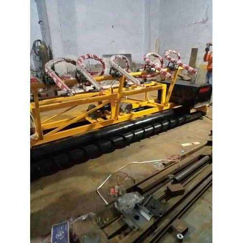 Concrete Road Paver Machine 4 Mtr - Automatic Grade: Semi-automatic