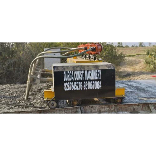 Semi-Automatic Mild Steel Road Paver Machine