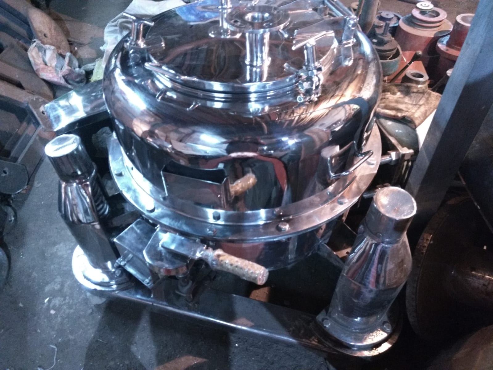 Ss Gmp Model Centrifuge Machine - Color: Silver