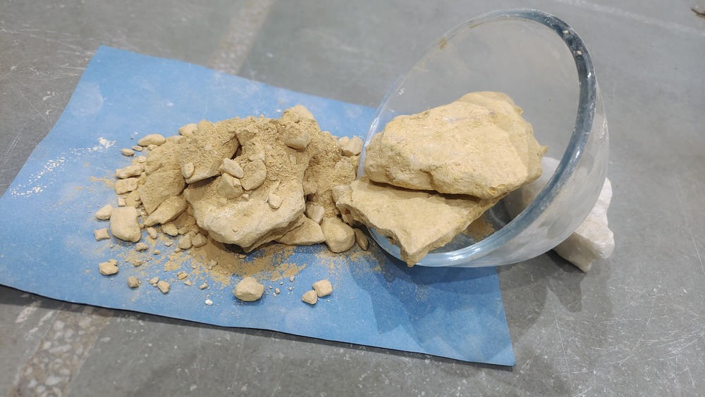 Yellow Talc Raw Material - Application: Industrial