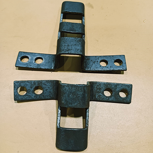 Iron Clamp - Color: Black