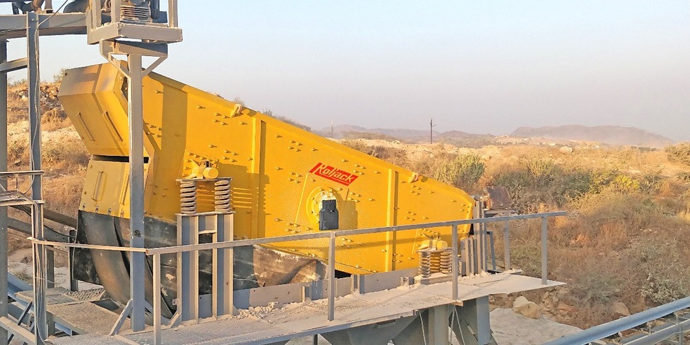 Yellow Horizontal Vibrating Screen
