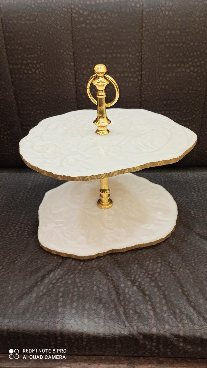 CAKE STAND