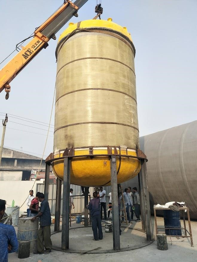 Industrial Curve Frp Pressure Storage Tank - Capacity: As Per Dimension Ltr