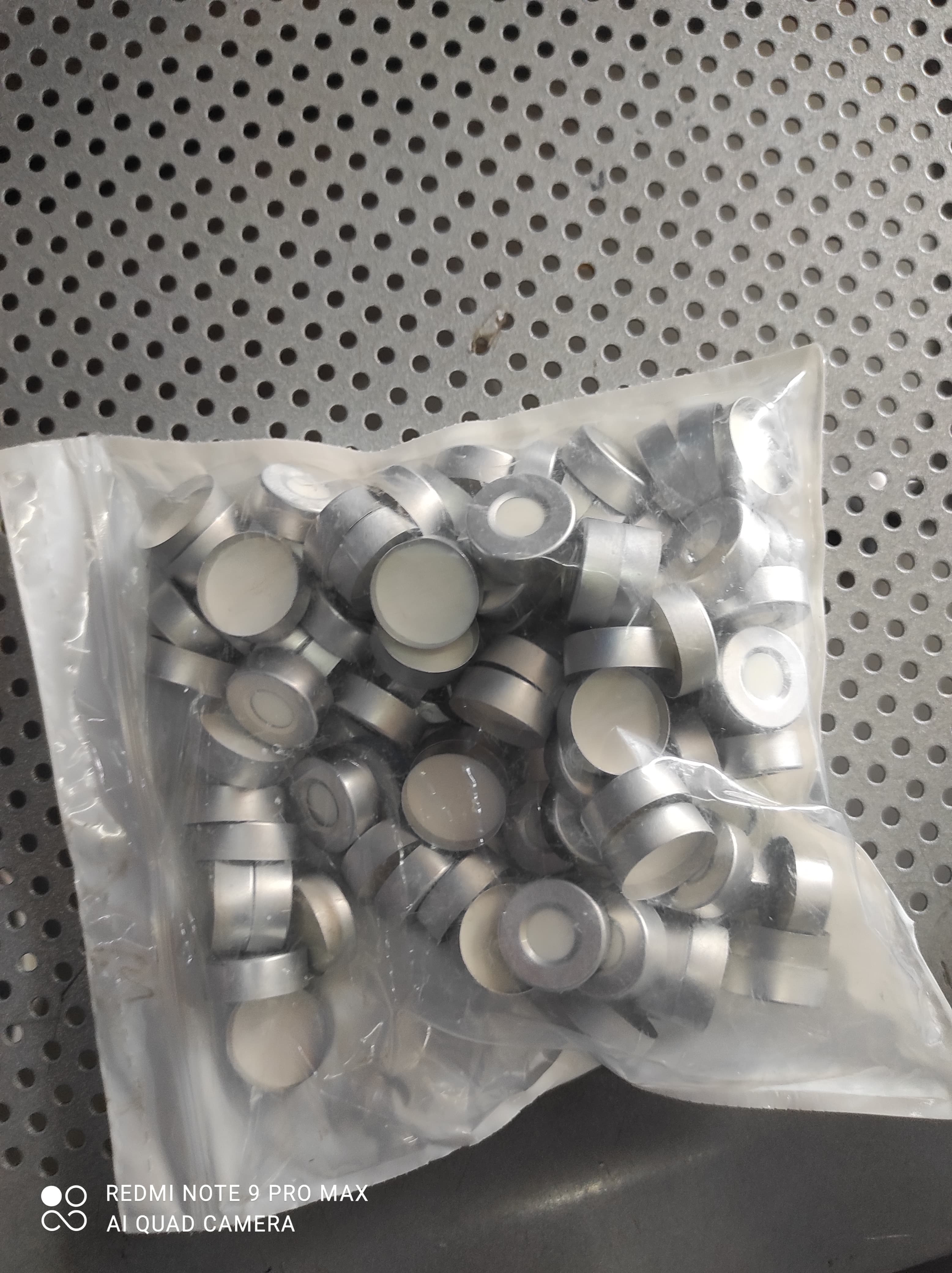 20 mm GC aluminium caps