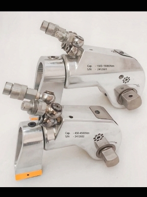 Hydraulic Torque Wrench - Color: Silver