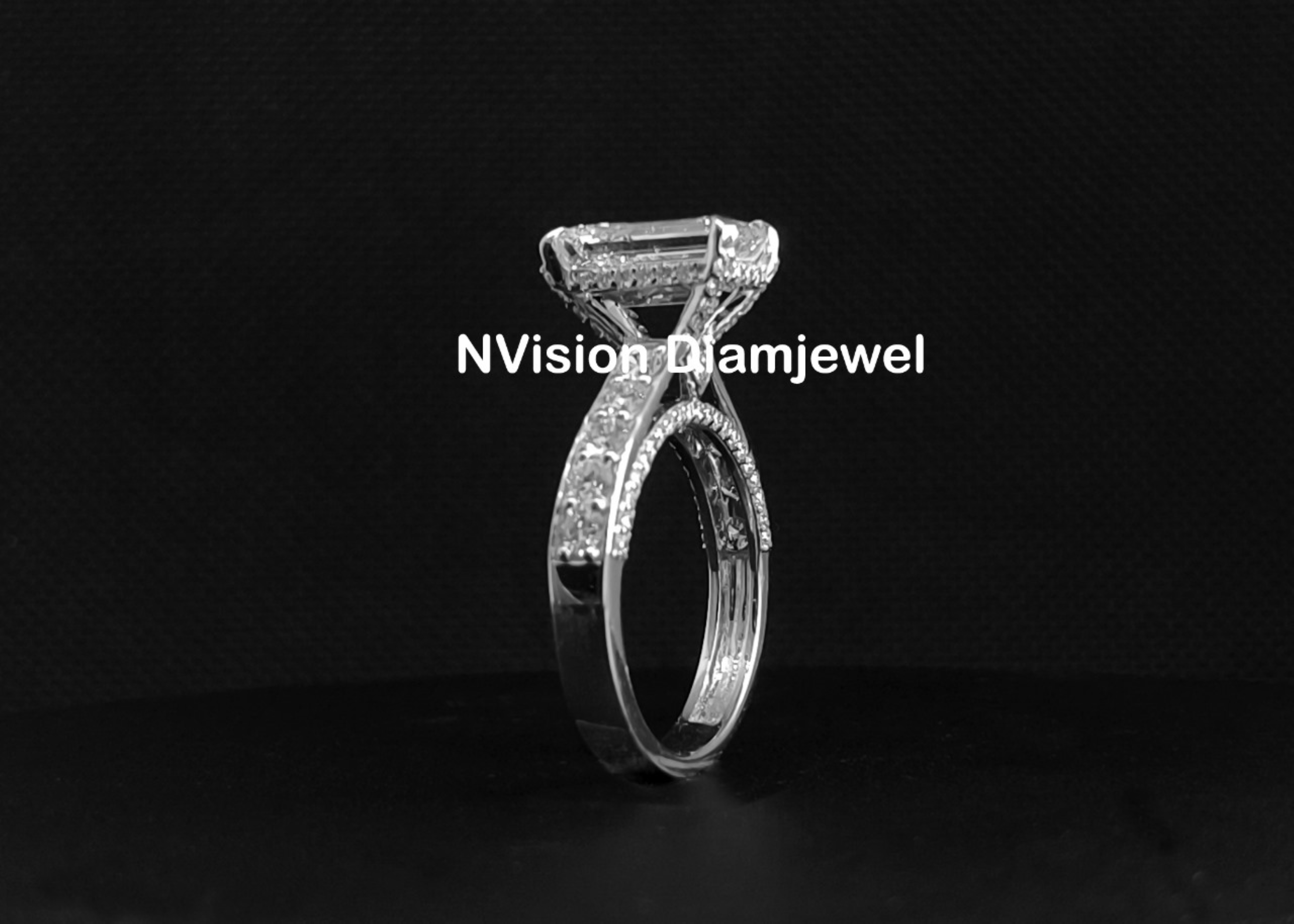 Emerald Trinity Lab-grown Solitaire Rings - Elegant Design, Brilliant Clarity, Sustainable Luxury