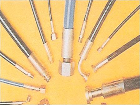 फिटिंग्स के साथ हाइड्रॉलिक होज़